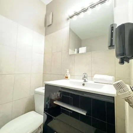 Апартаменты Proche Cezeaux - Leonblum Клермон-Ферран